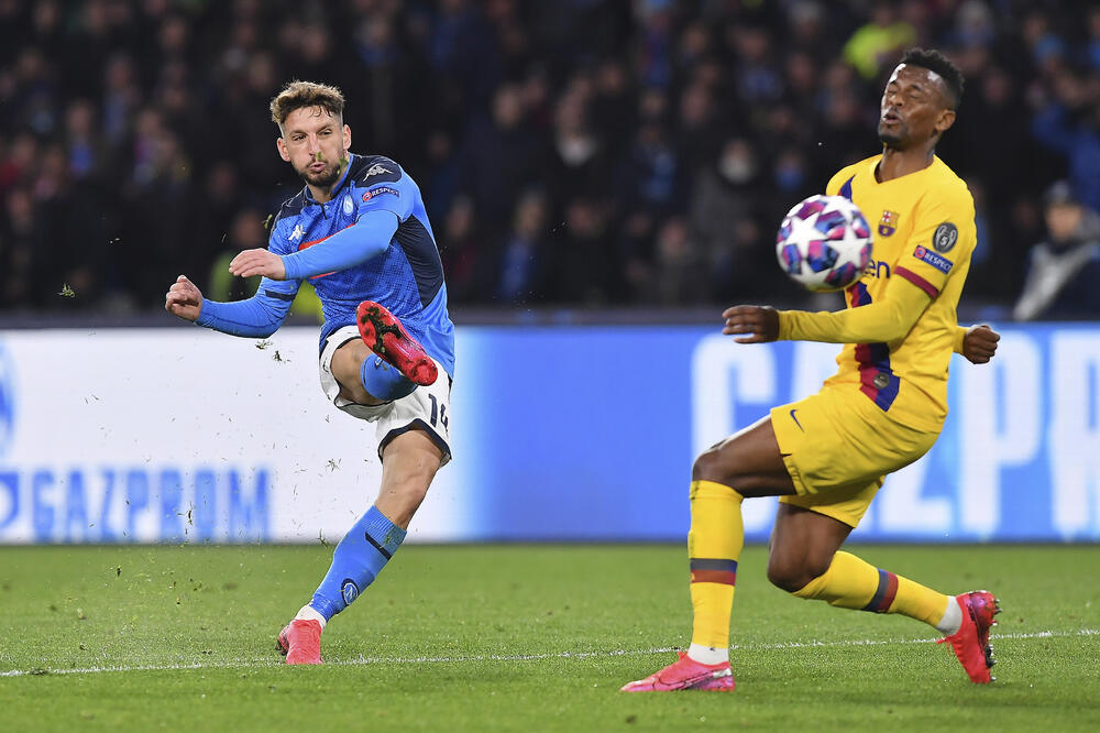 Mertens postiže gol protiv Barselone, Foto: Beta/AP