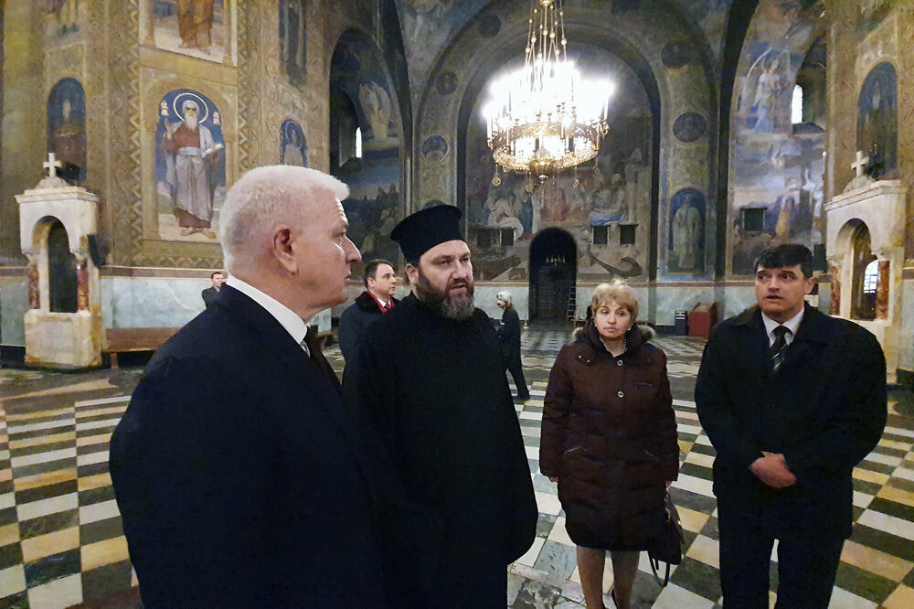 Marković u Hramu Svetog Aleksandra Nevskog, Foto: Vlada Crne Gore