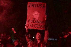 FOTO Pariz: Protest protiv Romana Polanskog uoči dodjele "Cezara"