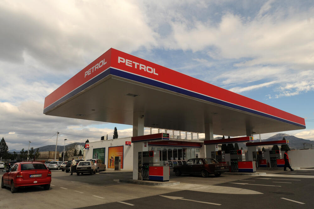 Apelacioni sud ranije priznao obeštećenje za prodate pumpe od dva i po miliona eura: Petrol, Foto: Boris Pejović
