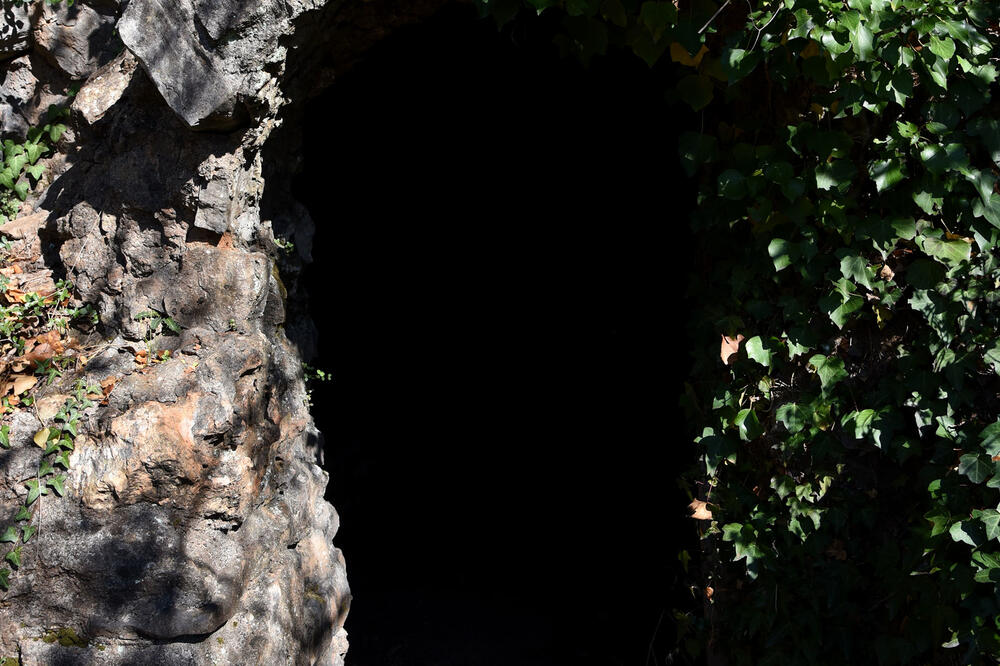 Ulaz u pećinu, Foto: Luka Zeković