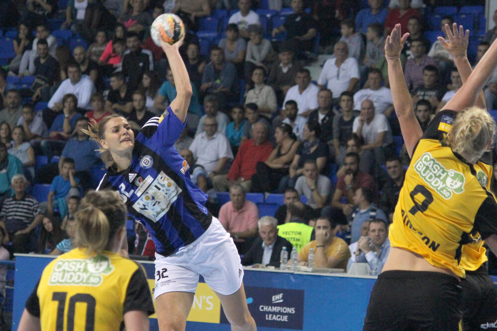 Kaća Bulatović u dresu Budućnosti, Foto: Filip Roganovic