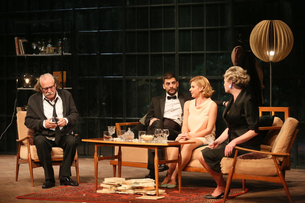 Iz predstave, Foto: E-stock Agency