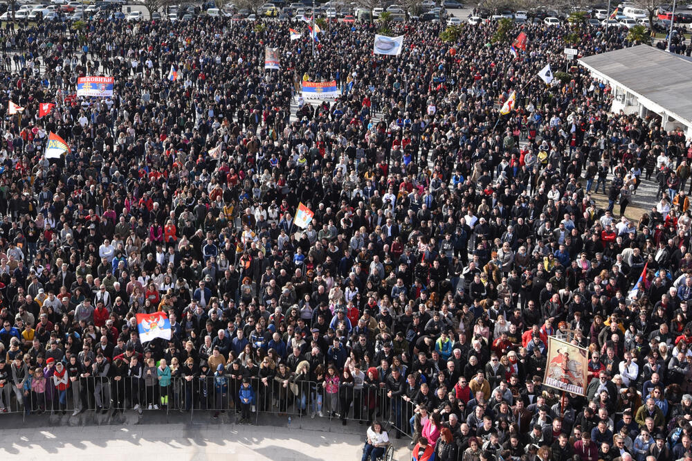 MCP zbog Zakona organizuje protestne litije, Foto: Savo Prelević