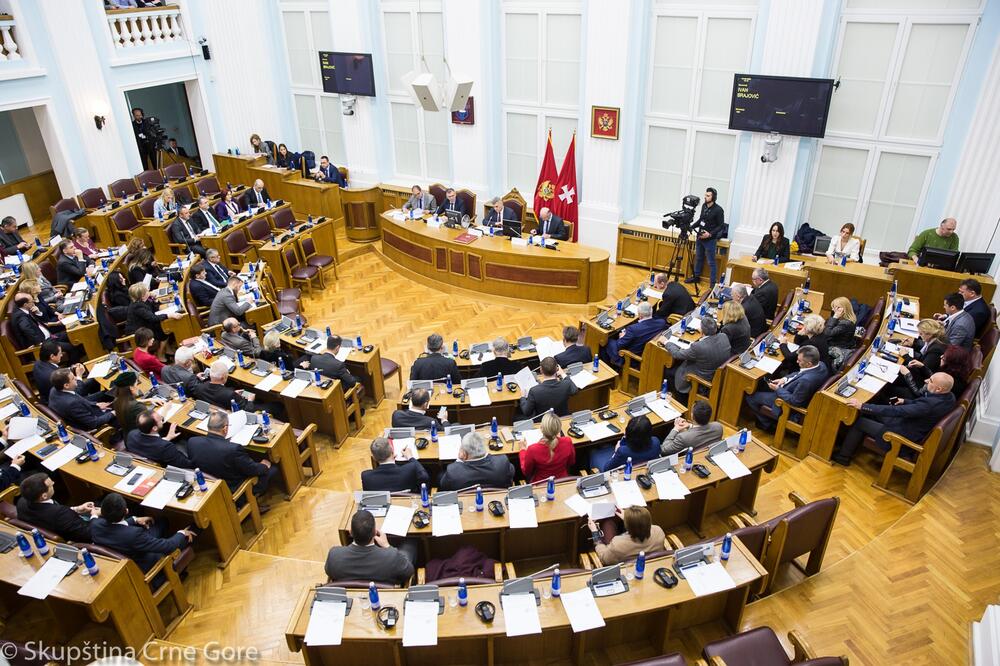 Sa prve sjednice Prvog redovnog proljećnjeg zasijedanja u 2020., Foto: Skupstina.me