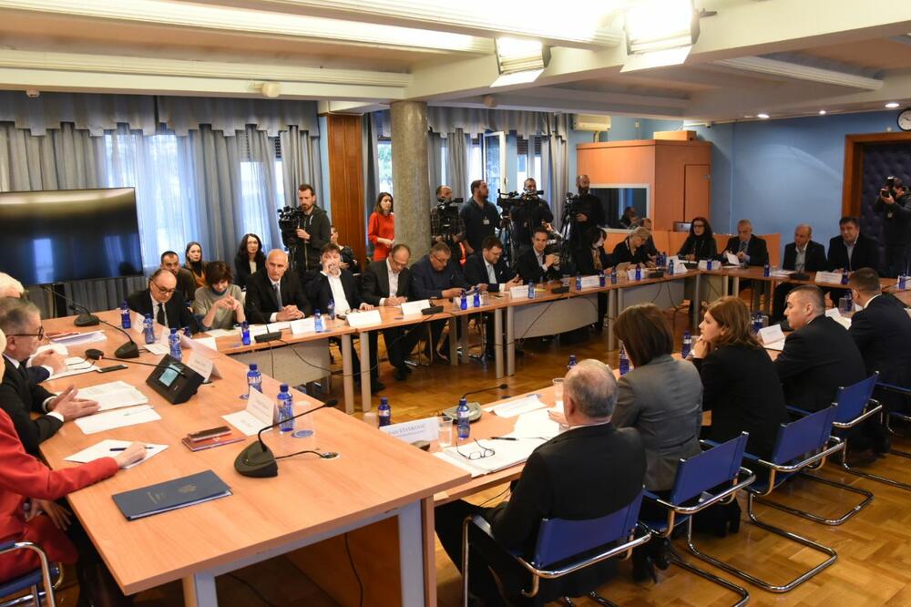 Sa sjednice, Foto: Savo Prelević