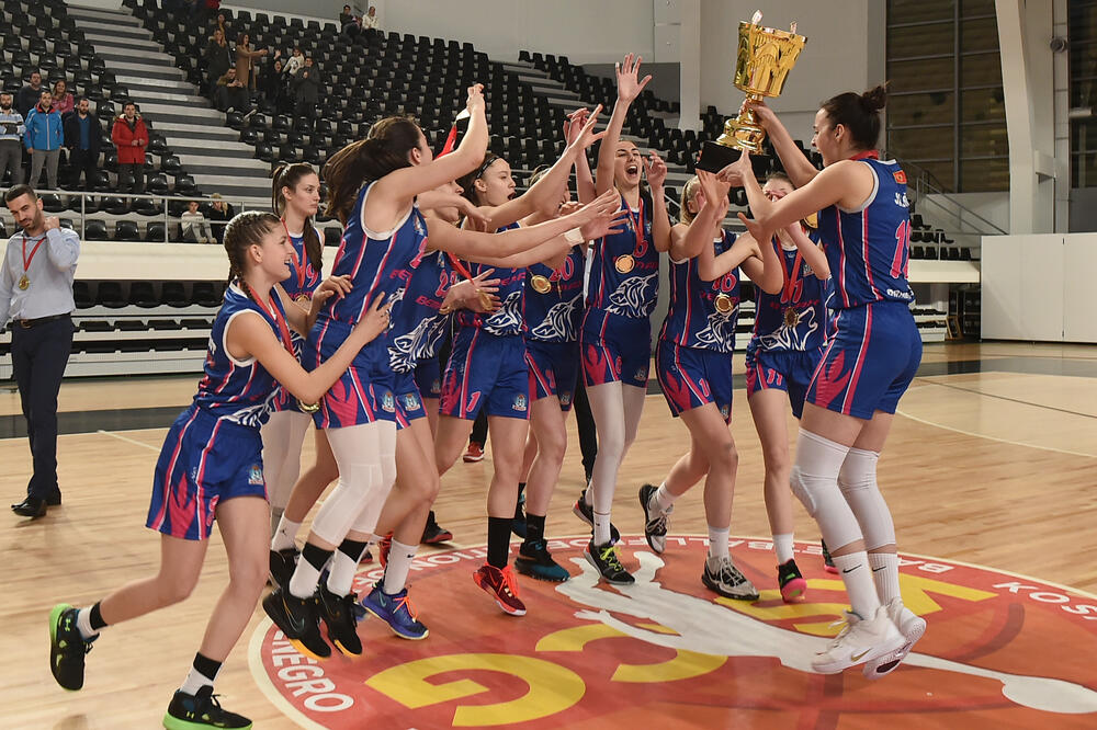Slavlje košarkašica Budućnosti, Foto: KSCG
