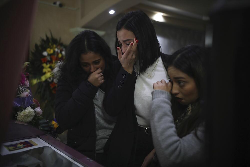 “Puno djevojaka vidi sebe u njoj”: Sahrana Marbelje Valdez, Foto: AP