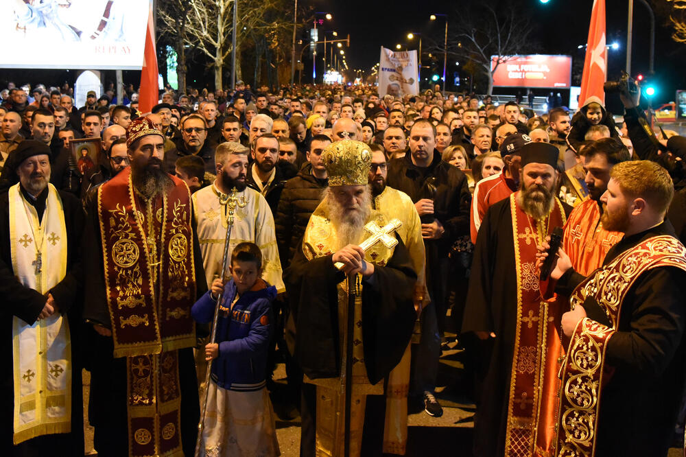 Sa večerašnje litije u Podgorici, Foto: Luka Zeković