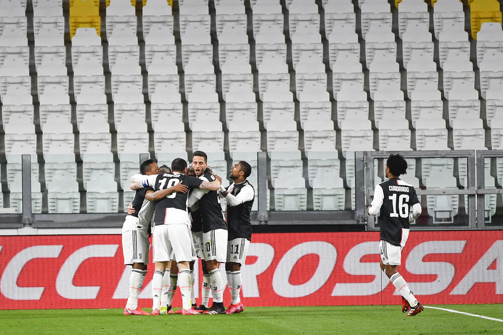 Fudbaleri Juventusa svale gol Ramzija, Foto: LaPresse