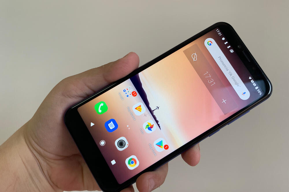 Direktor tvrdi da će mobilni biti vraćeni: Ilustracija, Foto: Shutterstock