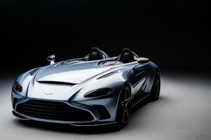 Pogledajte novi Aston Martin - V12 Speedster