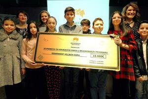 Podgorica: Devet osnovaca dobilo stipendije od po 2.000 eura