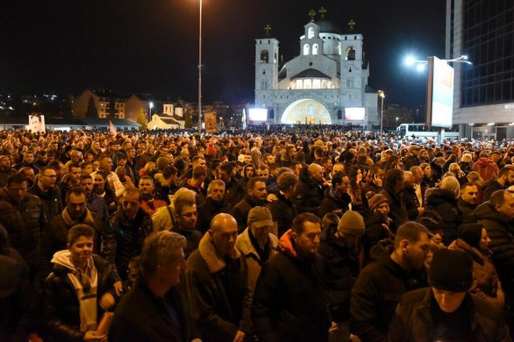 Sa jedne od litija održane u Podgorici, Foto: Luka Zeković