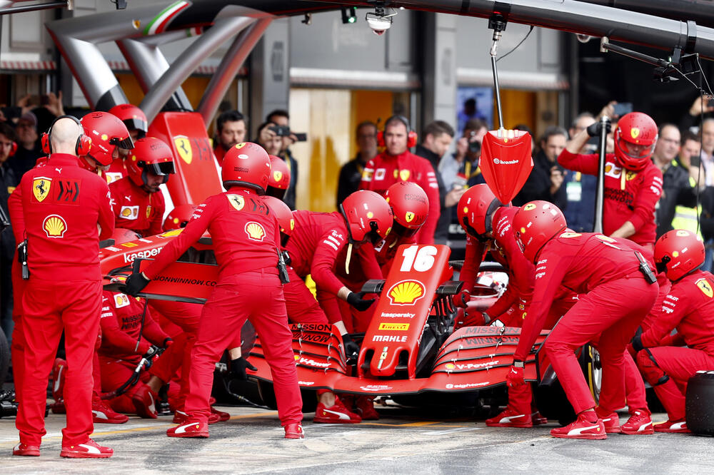 Tim Ferarija, Foto: AP