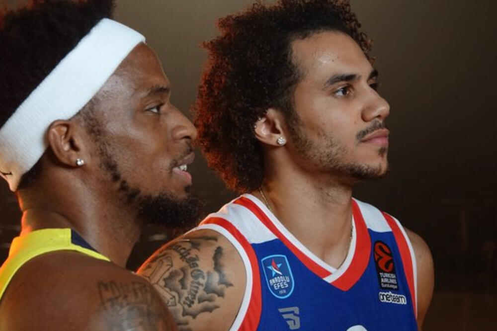 Dikson i Larkin, Foto: Twitter.com/anasponsortr