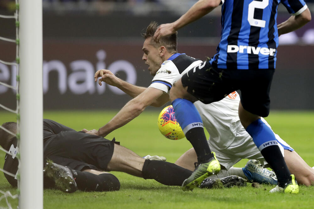 Atalantu brine kontakt sa "slijepim miševima", Foto: Luca Bruno