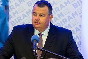 Novaković: Potrebni su nam strpljenje, opreznost i istrajnost