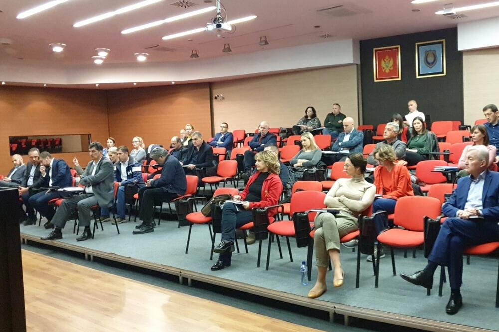 Sa sastanka, Foto: Opština Tivat