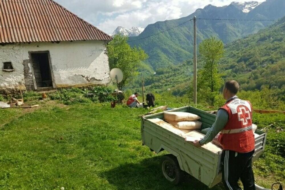 Volonteri Crvenog krsta godinama pomažu (ilustracija), Foto: CK Kolašin