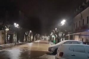 VIDEO Na Cetinju pao snijeg