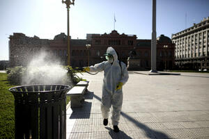 Vjenčanje u doba koronavirusa: Bez svatova, ručka i vjenčanice,...