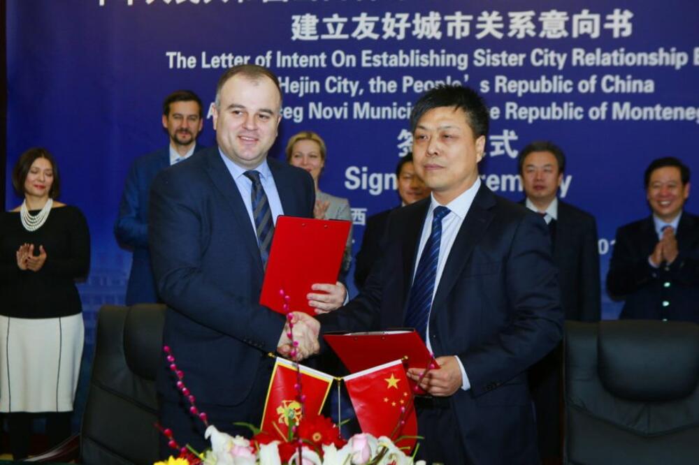 Sa potpisivanja spoprazuma iz 2018. godine, Foto: Opština Herceg Novi