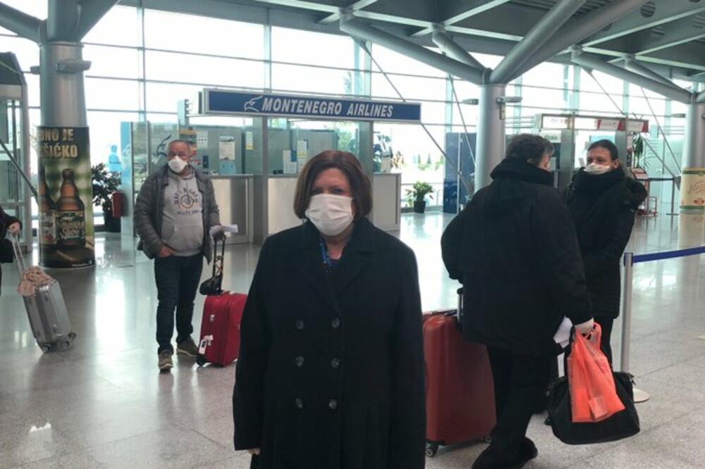 Sa aerodroma u Podgorici, Foto: Vlada Crne Gore