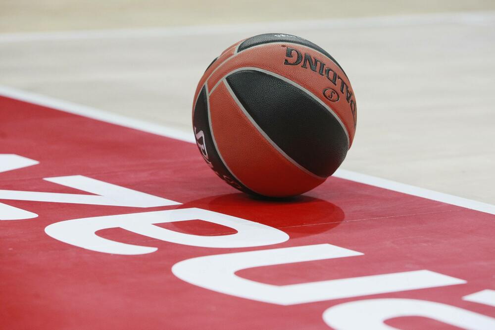 Virus u Istanbulu, Foto: MILOS MISKOV