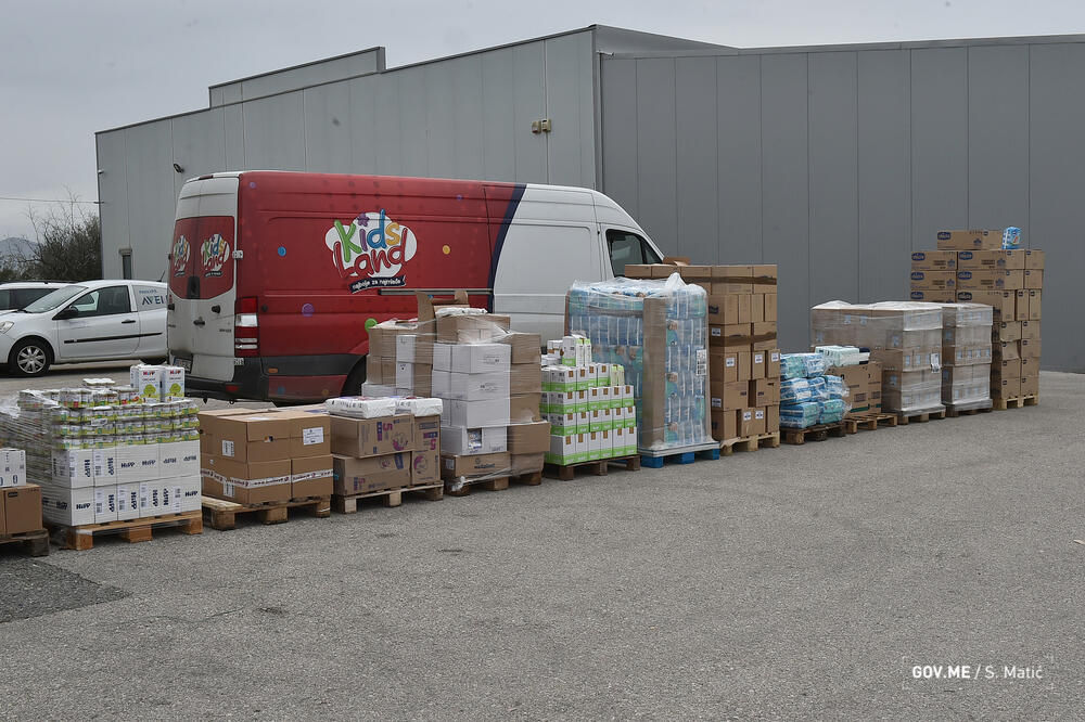 Novi kontigent za Tuzi, Foto: Saša Matić