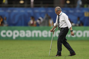 Legendarni Učitelj tehnološki višak