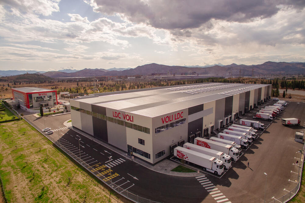 Voli, Foto: Voli, Voli