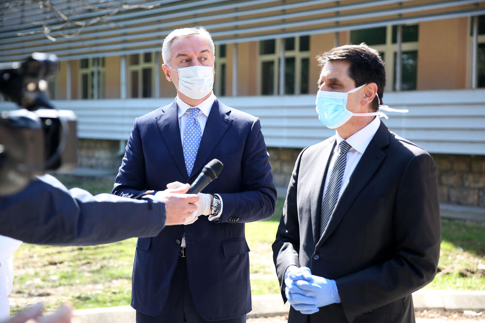 Ranko Lazović sa Milom Đukanovićem, Foto: Predsjednik Crne Gore