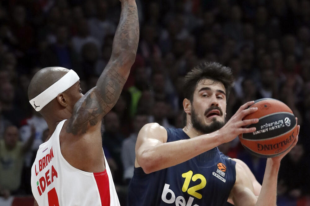 Kalinić (Fenerbahče) i Braun (Crvena zvezda), Foto: AP