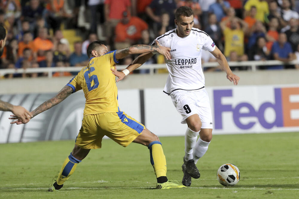 Danel Sinani na utakmici sa APOEL-om, na kojoj je bio dvostruki strijelac i meč viner, Foto: Petros Karadjias