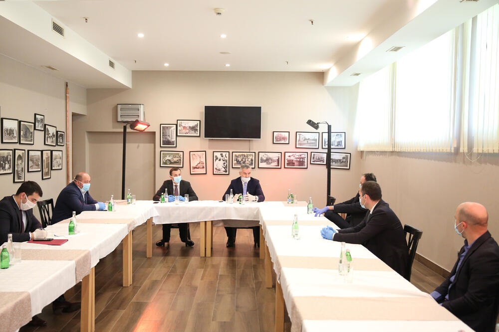 Đukanović na sastanku sa predsjednicima opština, Foto: Predsjednik.me
