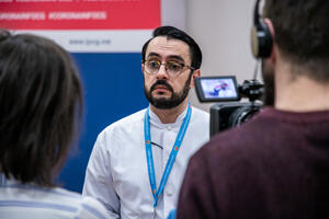 Begić: Nema maske koja može zamijeniti fizičku distancu