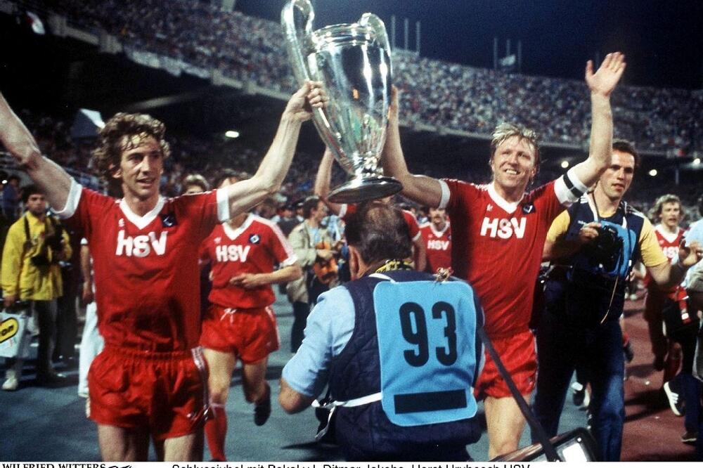 Ditmar Jakobs i Horst Hrubeš sa peharom KEŠ-a 1983. u Atini, Foto: Mopo.de