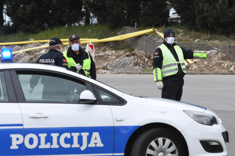 Policija, Foto: Savo Prelević