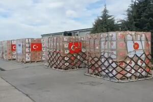 Oprema iz Turske na putu ka Crnoj Gori