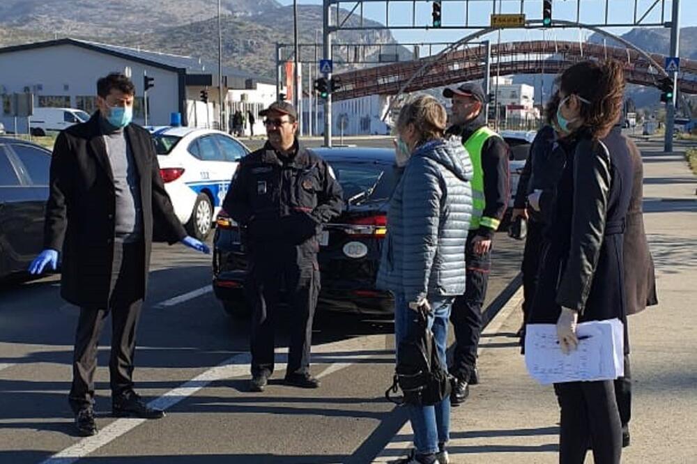 Organizovan odlazak još 150 državljana Srbije, Foto: Ambasada Srbije