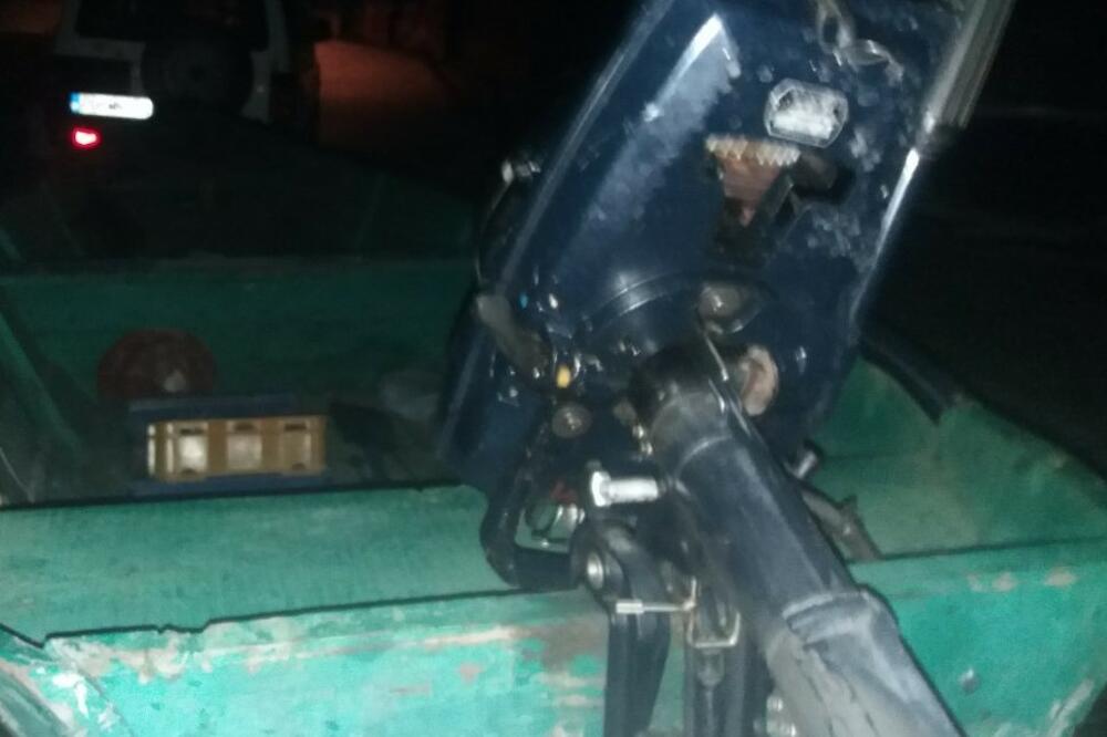 Zaplijenjeno plovilo, Foto: NK  Skadarsko jezero