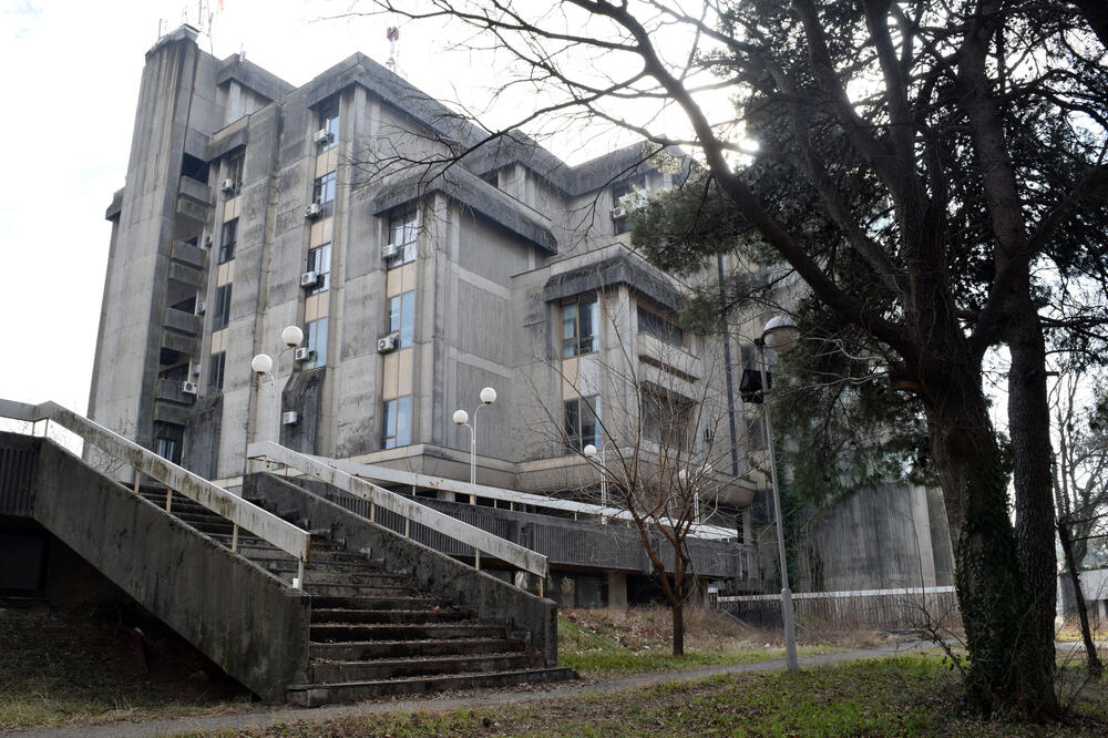 Menadžment ne odgovara na pitanja, Foto: Luka Zeković