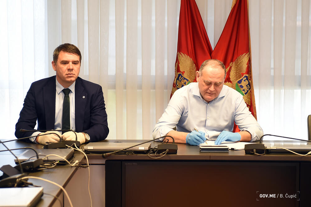 Glavni pregovarač Aleksandar Drljević i Simović, Foto: Vlada Crne Gore