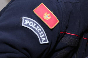 Podgorica: Policajac van dužnosti spriječio razbojnika u vršenju...