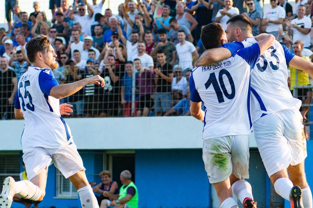 Fudbaleri Dečića, lideri Druge lige