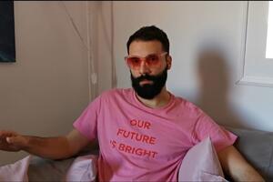 Poslušajte singl bivšeg pjevača Sinestezije