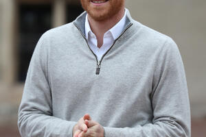 Princ Hari sada koristi novo ime