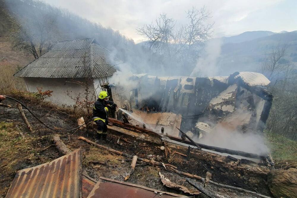 Izgorjela kuća Radića