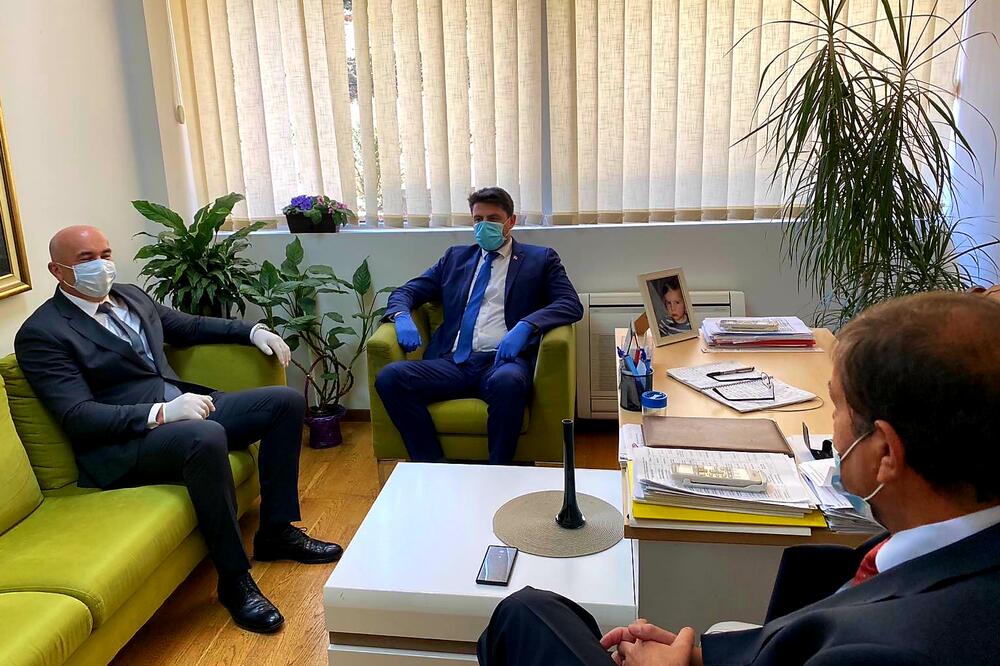 Božović na sastanku sa čelnicima SNP-a, Foto: SNP